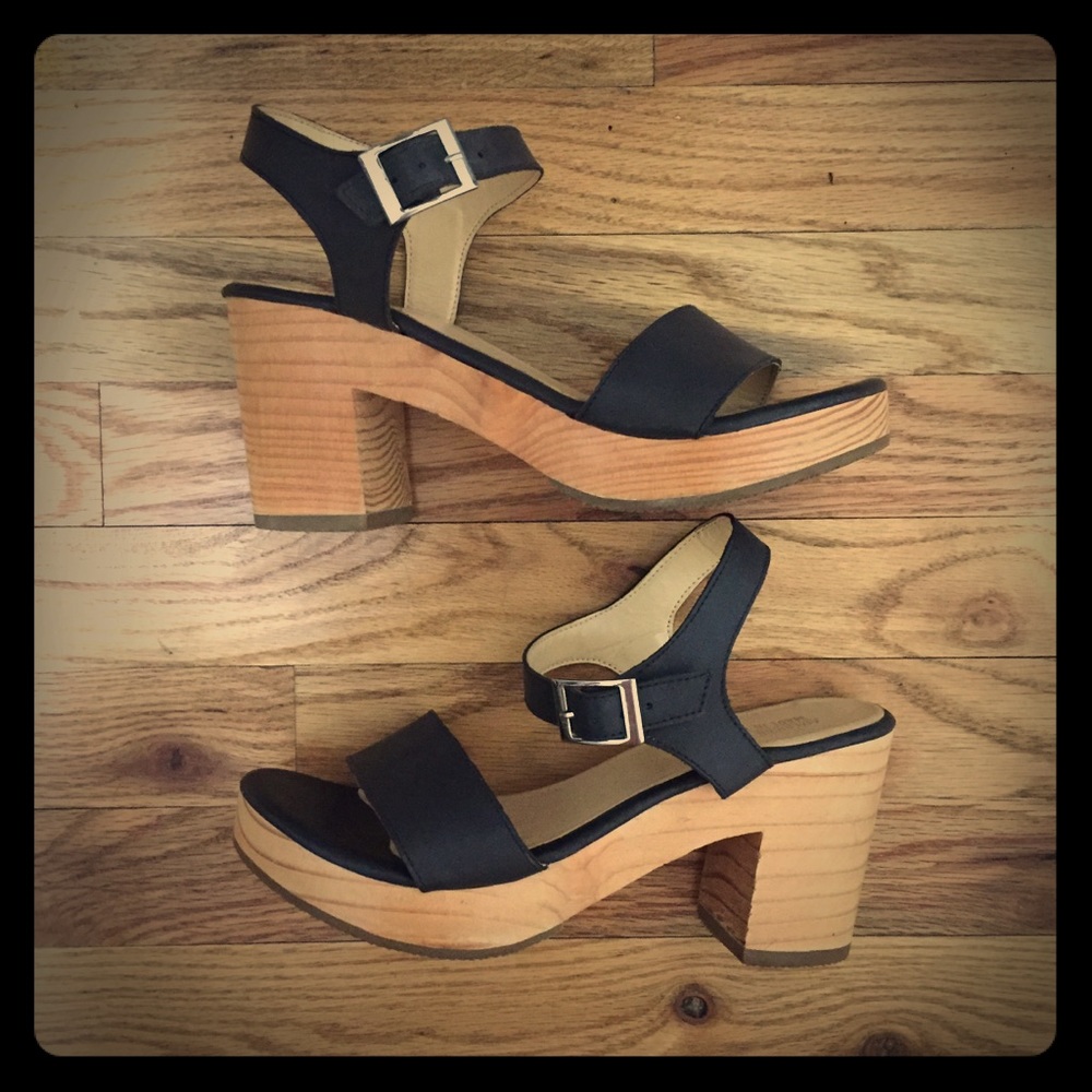 American Apparel Wooden Heels Black